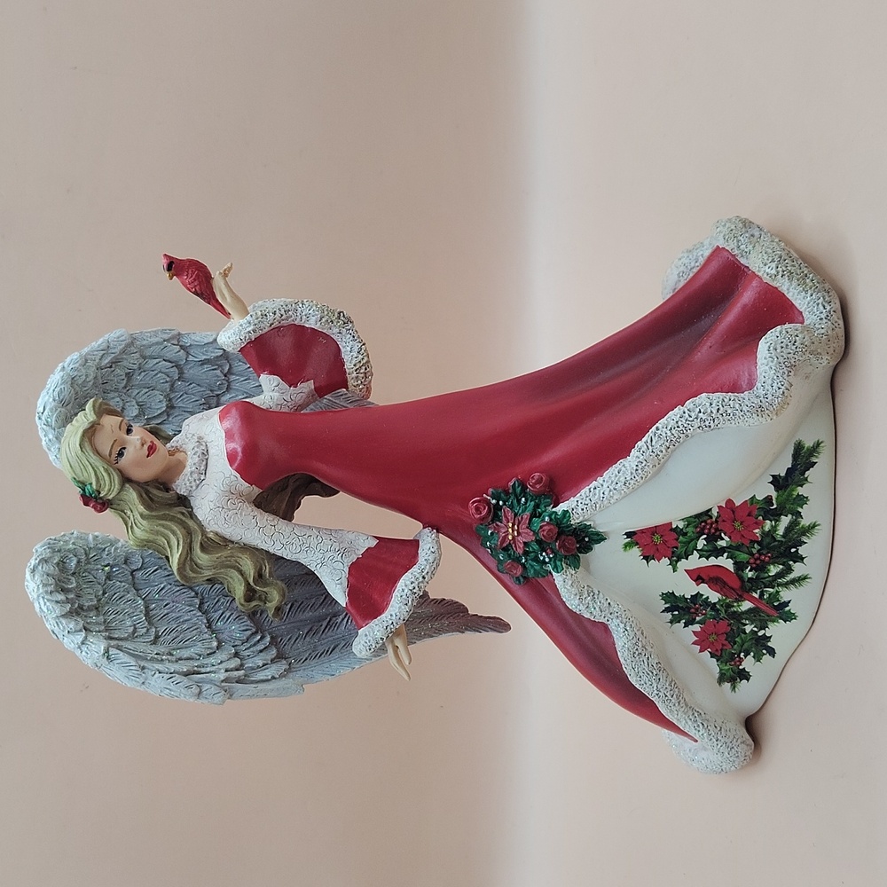 "Wintery Interlude" Angel Figurine from The Hamilton Collection 2019